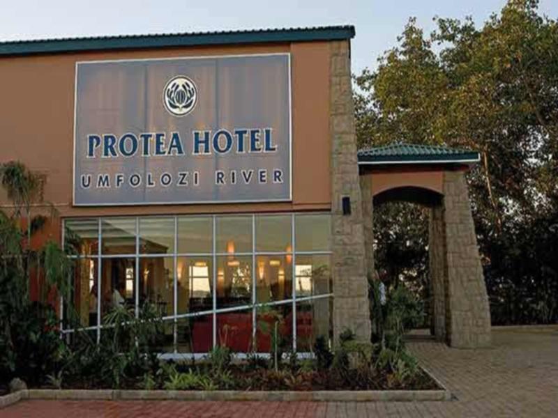 Protea Hotel By Marriott Umfolozi River Richards Bay Exterior photo
